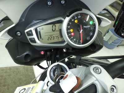 Triumph Speed Triple R 2012