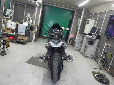 Kawasaki ZZR1400 2010