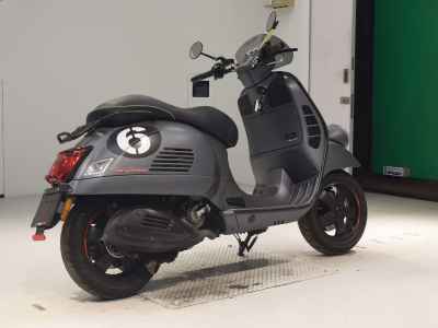 Vespa SEIJORUNI300 2023