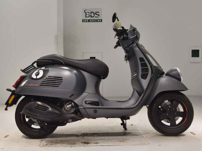 Vespa SEIJORUNI300 2023