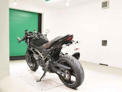 Suzuki SV650X 2023