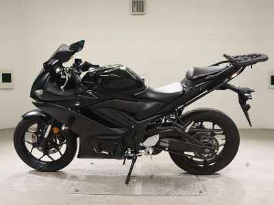 Yamaha YZF-R3 2022