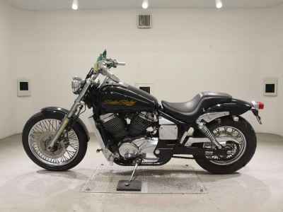 Honda Shadow 400 Slasher 2000