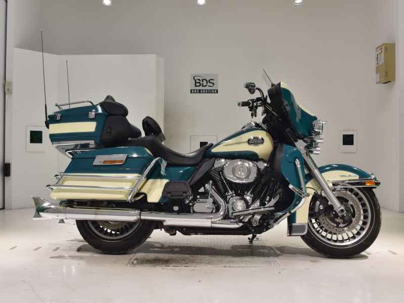 Harley-Davidson FLHTCU1580 2009