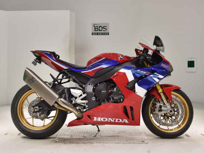 Honda CBR1000RR-R 2023