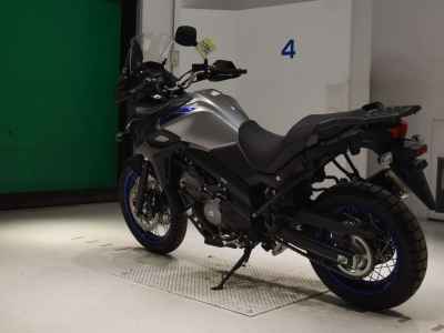 Suzuki V-Strom 650XT 2022