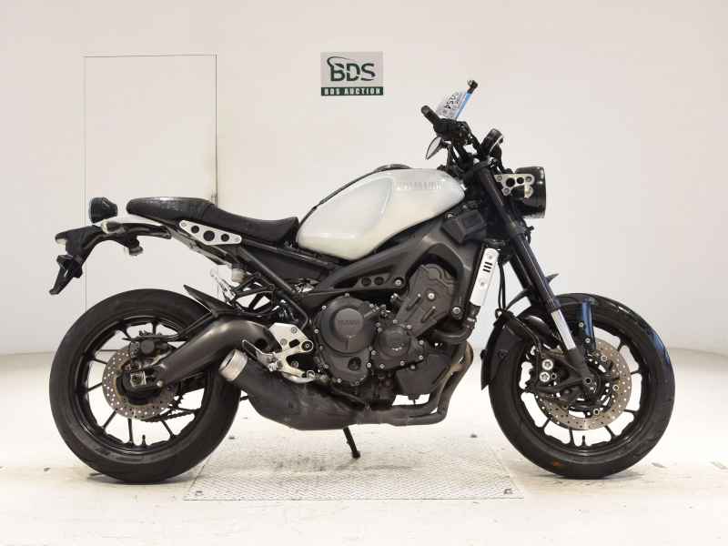 Yamaha XSR900 2016