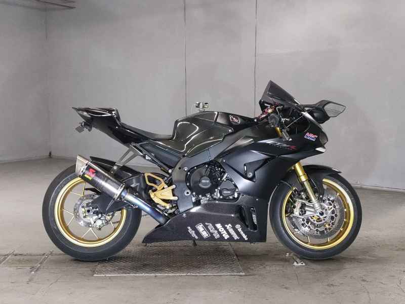 Honda CBR1000RR-R SP 2023