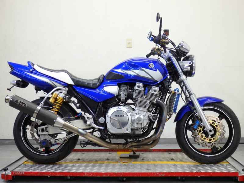 Yamaha XJR1300 2005