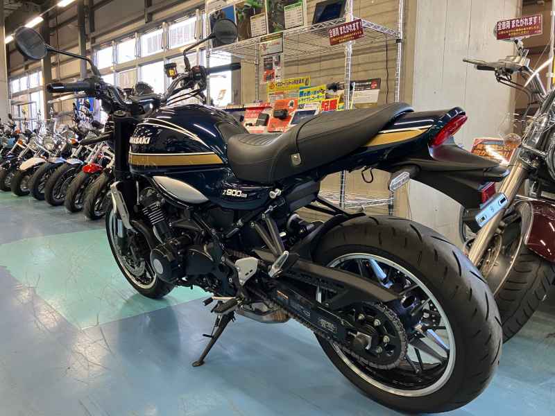 Kawasaki Z900RS 2022