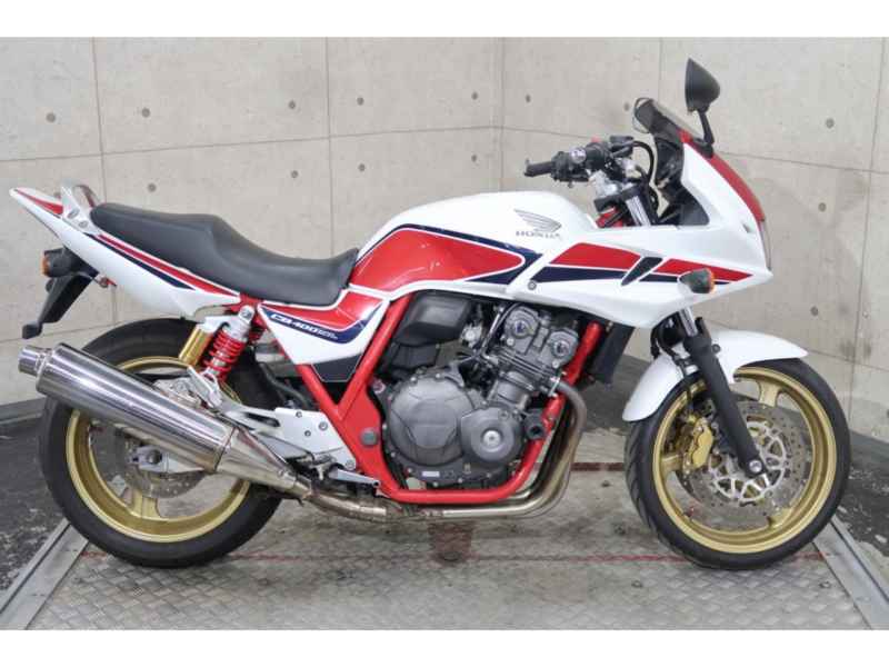 Honda CB400 Super Boldor 2013