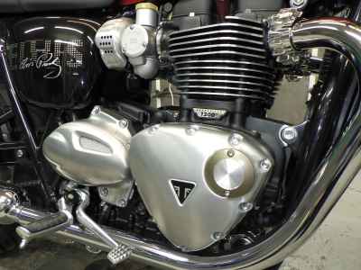 Triumph Bonneville T120 2024