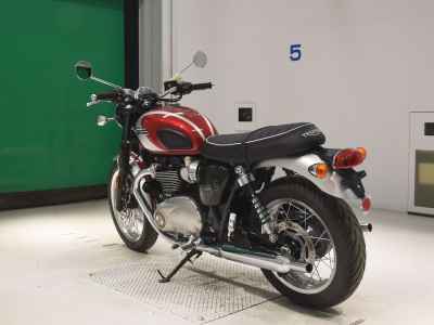 Triumph Bonneville T120 2024