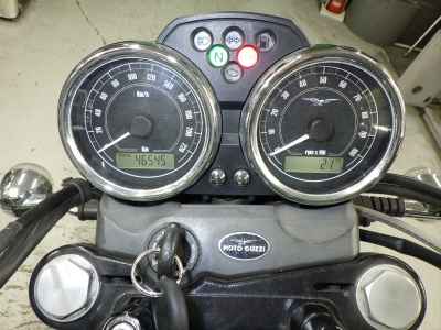 Moto Guzzi V7 Stone 2013