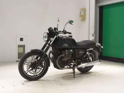 Moto Guzzi V7 Stone 2013