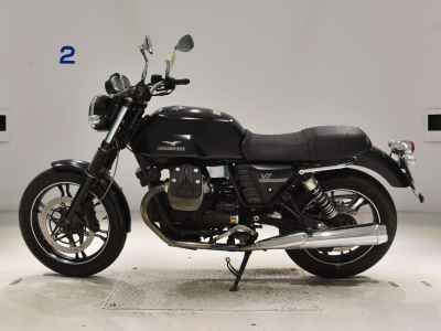 Moto Guzzi V7 Stone 2013