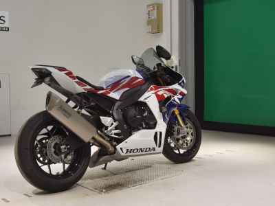 Honda CBR1000RR-R SP 2022