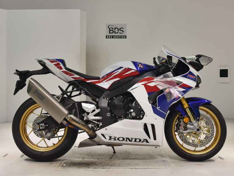 Honda CBR1000RR-R SP 2022