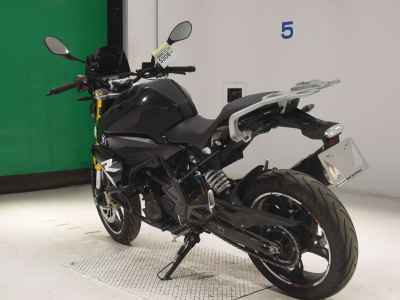 BMW G310R 2023