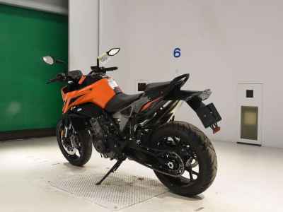 KTM 790 Duke 2023