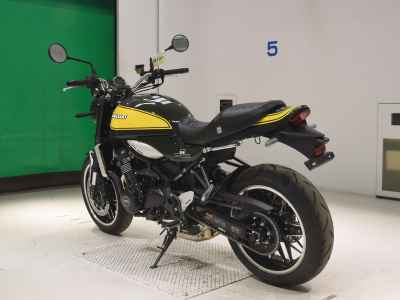 Kawasaki Z900RS 2024