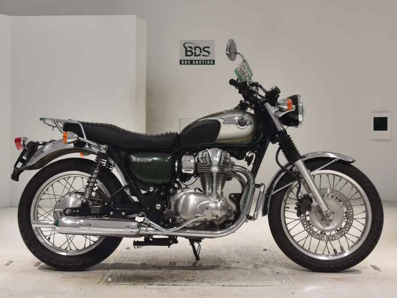 Kawasaki W800 2011