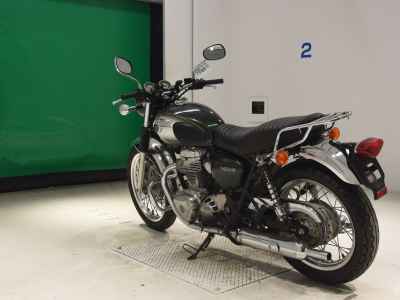 Kawasaki W800 2011