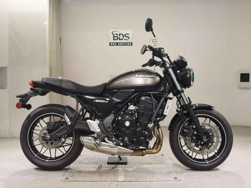 Kawasaki Z650RS 2024