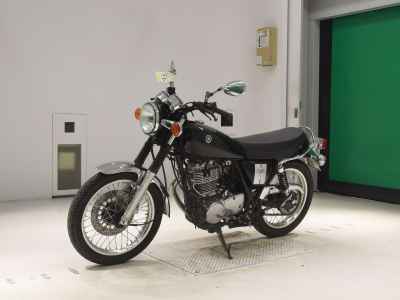 Yamaha SR400 2019