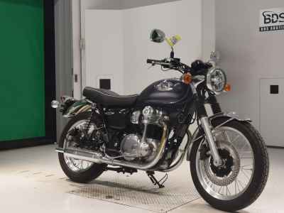 Kawasaki W800 2022