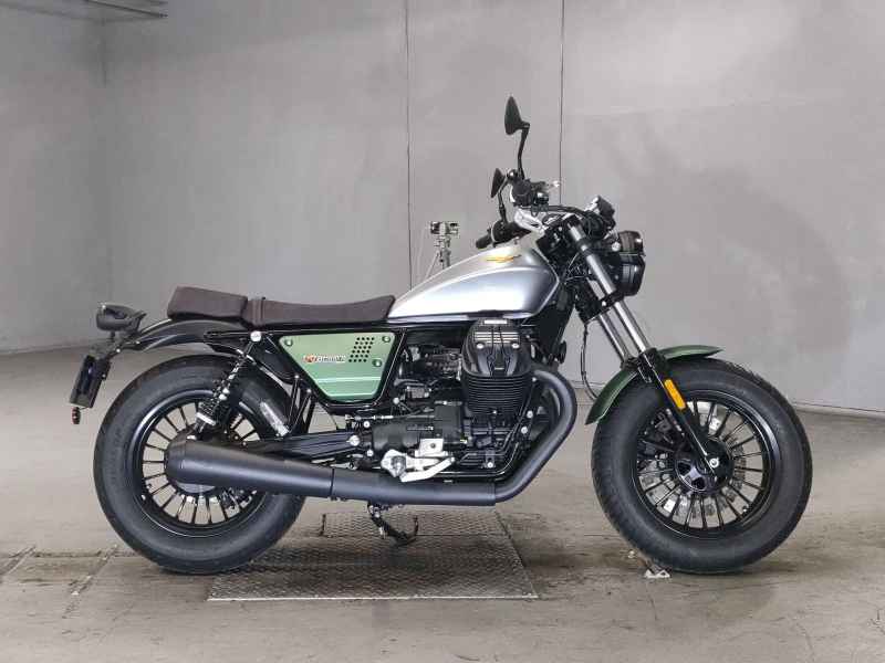 Moto Guzzi V9BO BAR 2022