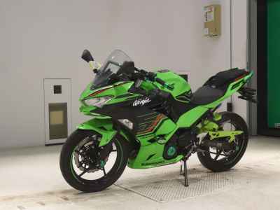 Kawasaki Ninja 400 2022