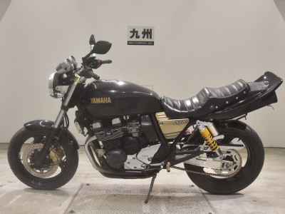 Yamaha XJR400R-1 1995