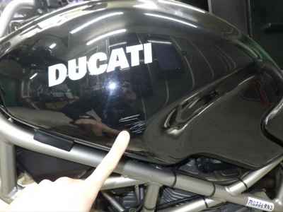 Ducati Monster 400 IE 2004