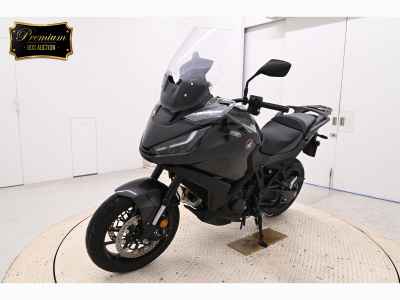 Honda NT1100 2024