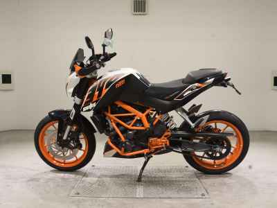 KTM 390 Duke 2016