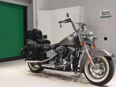 Harley-Davidson FLSTC1690 2016