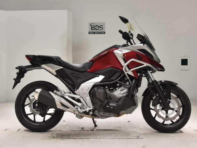 Honda NC750X DCT 2023