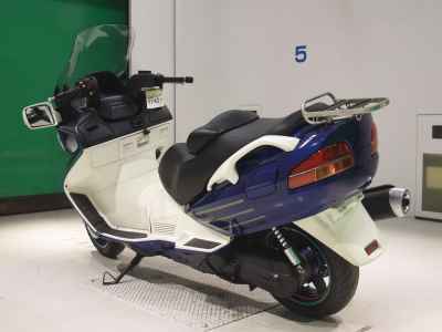 Suzuki Skywave 650 2005