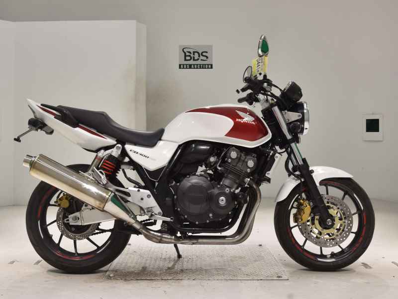 Honda CB400SFV 2016