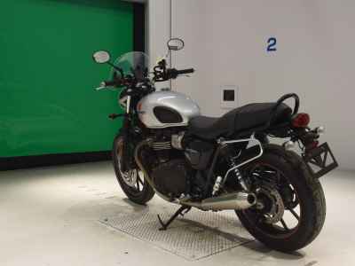 Triumph Street Twin 2016