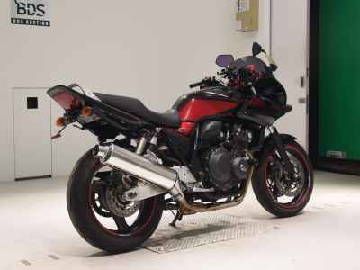 Honda CB400SFV Boldor 2010