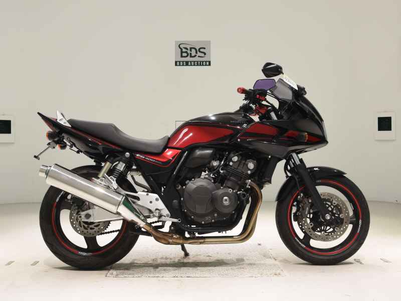 Honda CB400SFV Boldor 2010