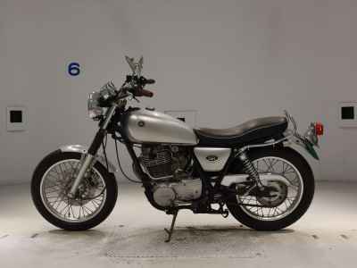 Yamaha SR400 2002