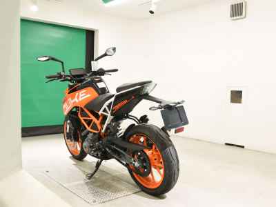 KTM 390 Duke 2022