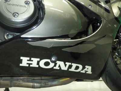 Honda CBR900RR 1998