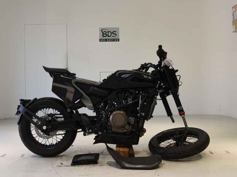 Husqvarna Svartpilen 701 2019