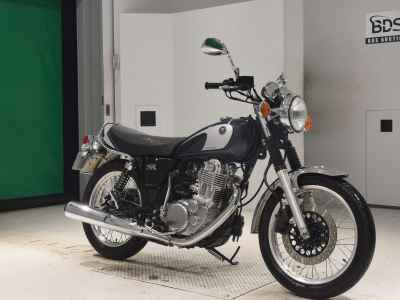 Yamaha SR400 2022