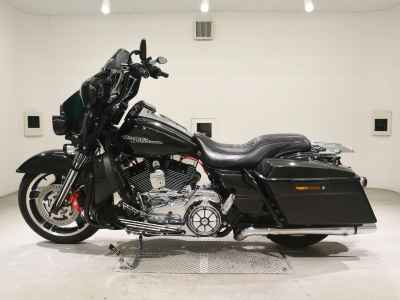 Harley-Davidson FLHX1690 2013