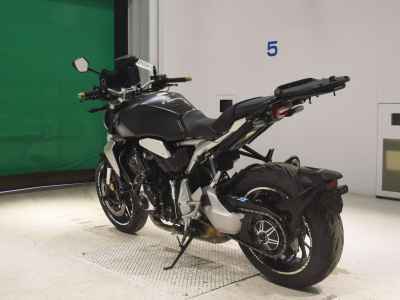 Honda CB1000R 2021